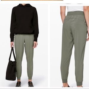 lululemon Wanderer Joggers